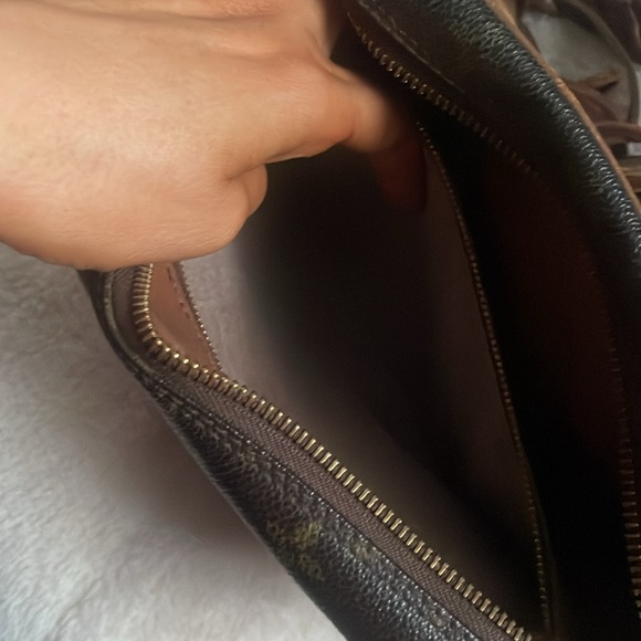 Vintage Louis Vuitton by Vintage Boho Bags - Picture 8 of 12